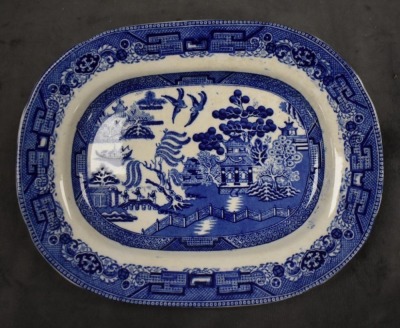 (4) Staffordshire Blue Willow platters - 4