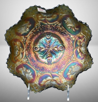 Fenton Carnival Glass Dragon and Lotus ruffled bowl, green - 3