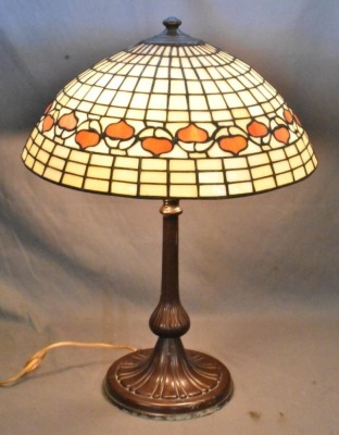 Mrkd. Handel 21" tall table lamp w/ leaded glass shade, earth tones - 3