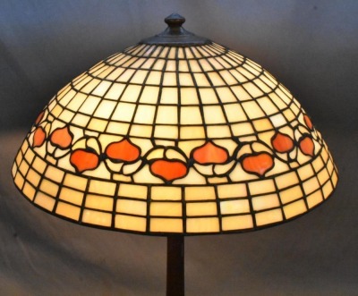 Mrkd. Handel 21" tall table lamp w/ leaded glass shade, earth tones - 4