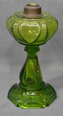 (3) Queen Heart kerosene lamp stands, green - 9