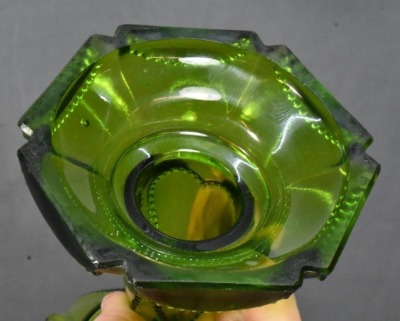 (3) Queen Heart kerosene lamp stands, green - 11