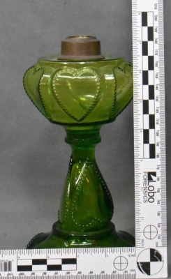 (3) Queen Heart kerosene lamp stands, green - 12