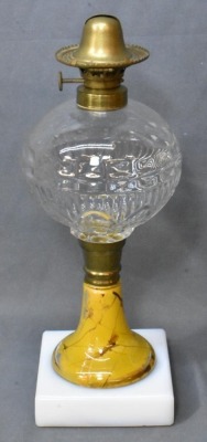 Petal and Rib "Sponged" Glass Oil Lamp. - 3