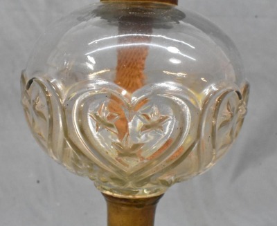Clear Glass oil lamp on brass column and mable base, stars in hearts decor - 3