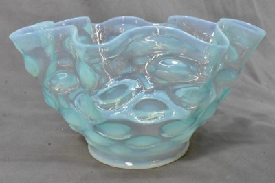 Blue Hobnail oil lamp on black glass base, matching stretched hobnail shade - 6