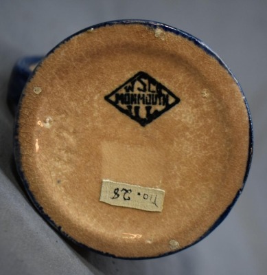 Old Sleepy Eye 4" creamer - 5