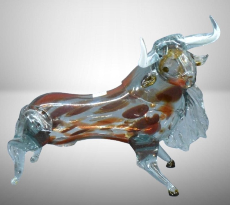 Murano Art Glass bull figurine, 13"l x 10.5" tall