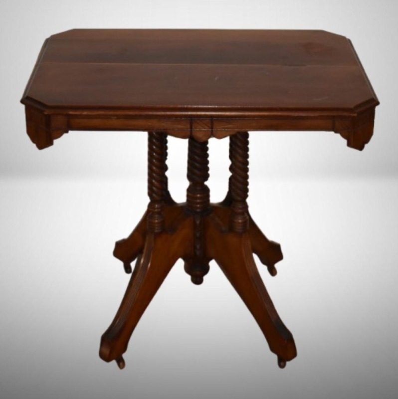 Parlor table w/ incised apron decorations and twisted spool leg tops