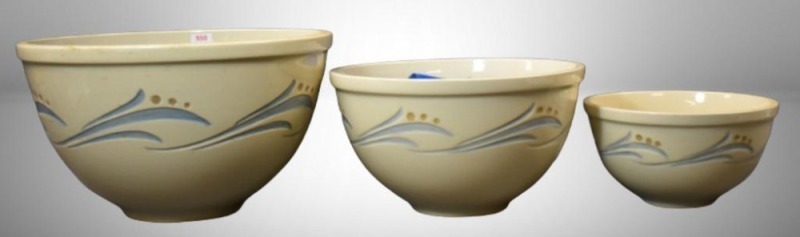 (3) Roseville Utility Ware decorated nesting bowls