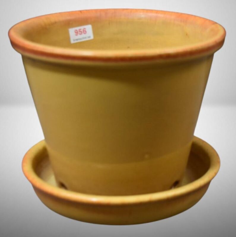 Mrkd. Weller 6" flower pot w/ attached saucer, high gloss tan