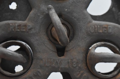 Cast Iron "The New-Era Rope Machine" (Minneapolis, Minn) - works - 8