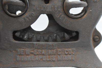 Cast Iron "The New-Era Rope Machine" (Minneapolis, Minn) - works - 9