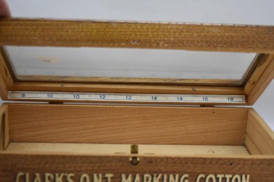 Clark's O.N.T. Marking Cotton thread display case - 8