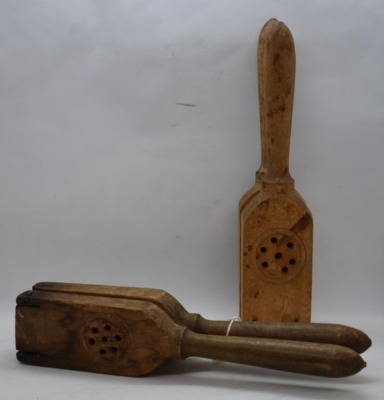 (2) Wood lemon presses, 10.5"l - 2