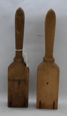 (2) Wood lemon presses, 10.5"l - 5