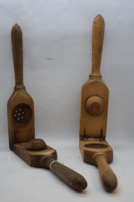 (2) Wood lemon presses, 10.5"l - 7