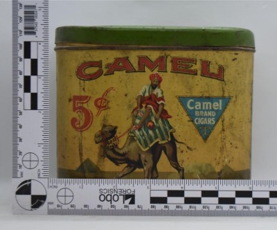 Camel 5 cent Cigar tin - good graphics - 10
