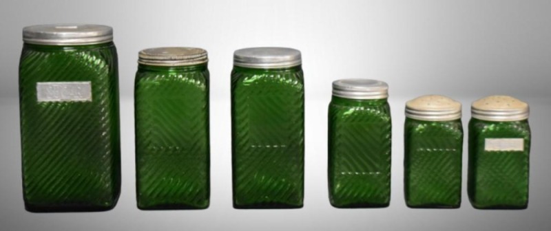 (6) Owens-Illinois Hoosier Ribbed green glass jars, varying sizes