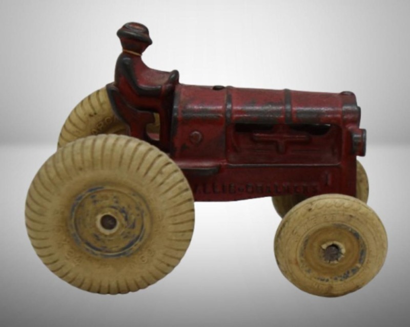 Arcade 1930's Cast Iron Allis-Chalmers #265 tractor