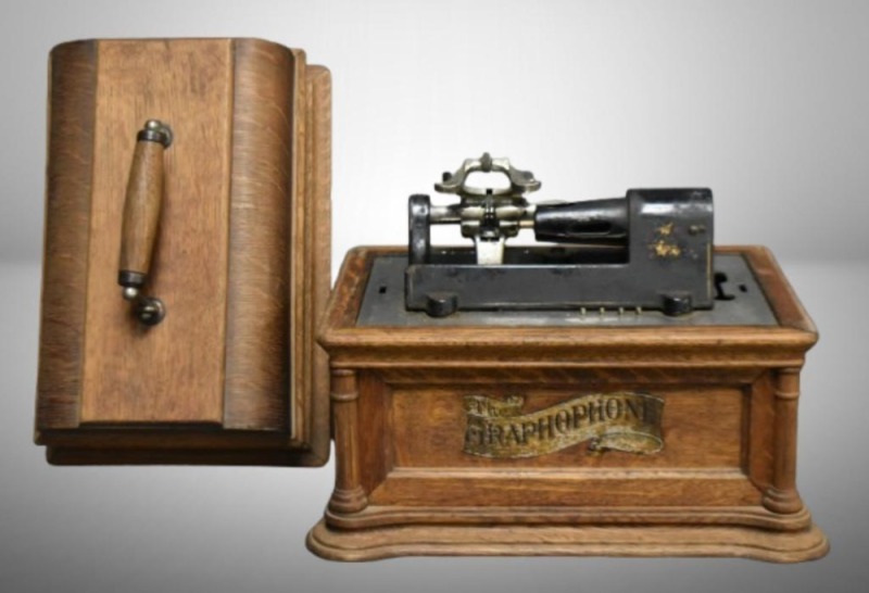 Late 1800's Graphophone by Columbia Phonograph Co., wood case w/ lid