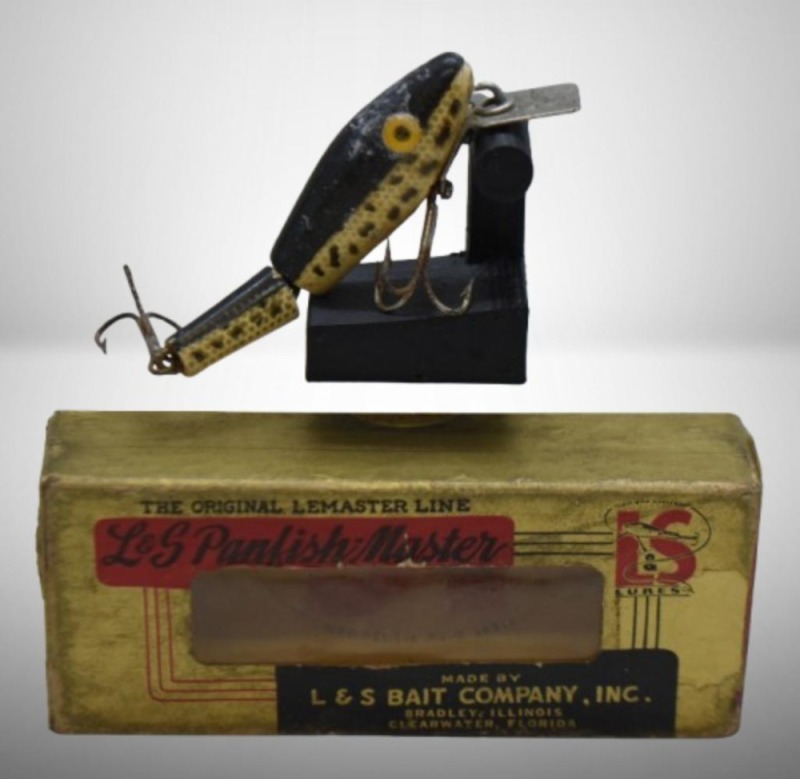 L&S Panfish Master fishing lure with box