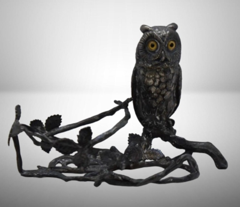 Vintage quadruple plate figural Owl ink well w/ hinged head and painted glass eyes