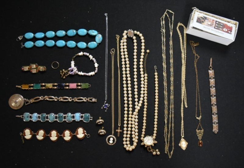 Box lot assortment of jewelry incl. few Cameos, turquoise stones necklace, etc.