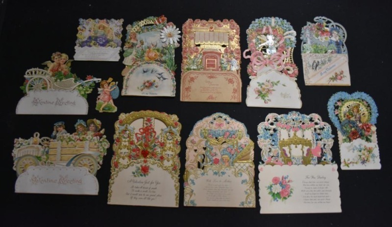Box lot assortment of Victorian valentines, many fold-outs and larger sizes