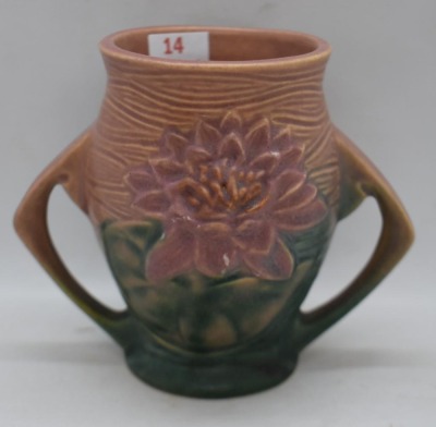 Roseville Water Lily 71-4" vase, pink/ green