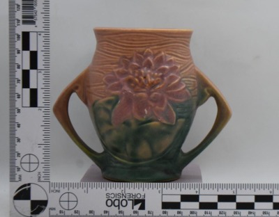 Roseville Water Lily 71-4" vase, pink/ green - 6