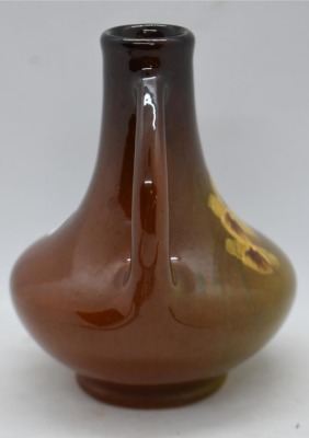 Roseville Rozane #862 bud vase w/ dbl. handles, 4.5"h - 4