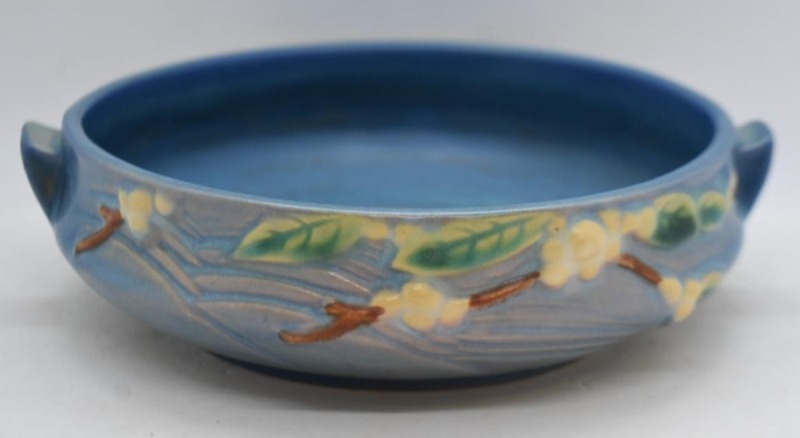 Roseville Snowberry 1BL1-6" bowl, blue