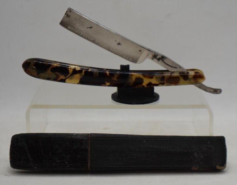 Straight edge razor - George Wostenholm and Sons "The Original and true Pipe Razor" - Sheffield, with case