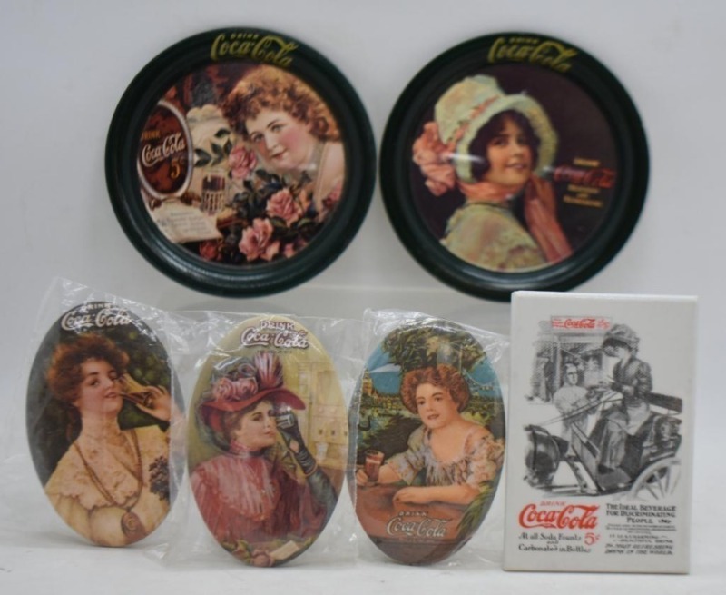 Coca-Cola collectibles incl. (2) tip trays and (4) pocket mirrors