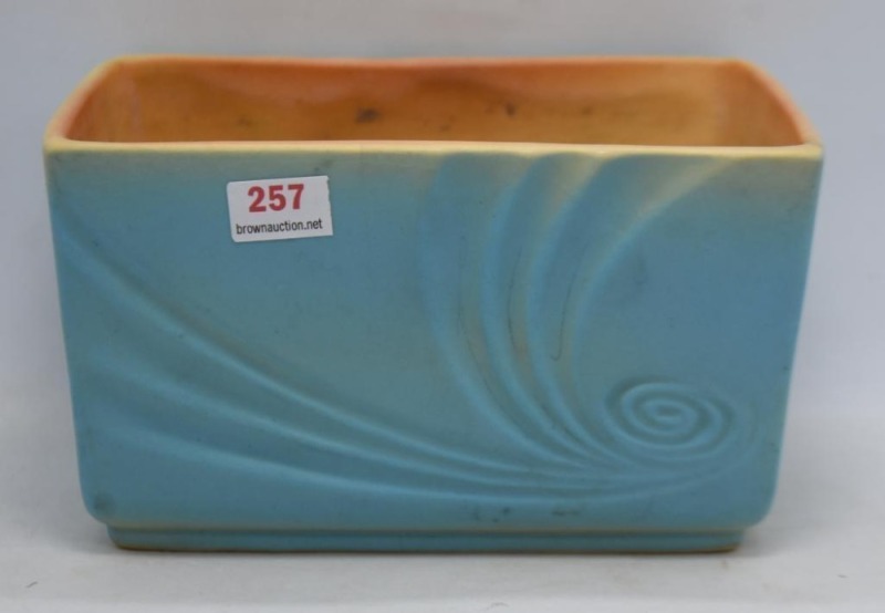 Roseville Florane II 91-6" planter, blue