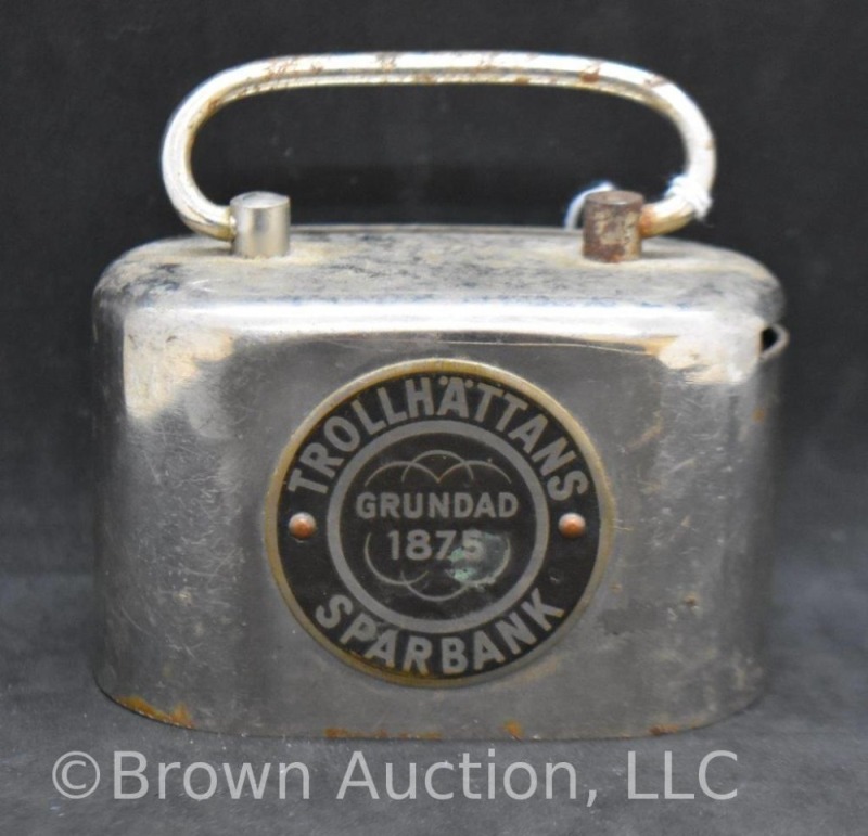 "Trollhattans Sparbank" nickeled satchel bank, 3.75" to top of handle