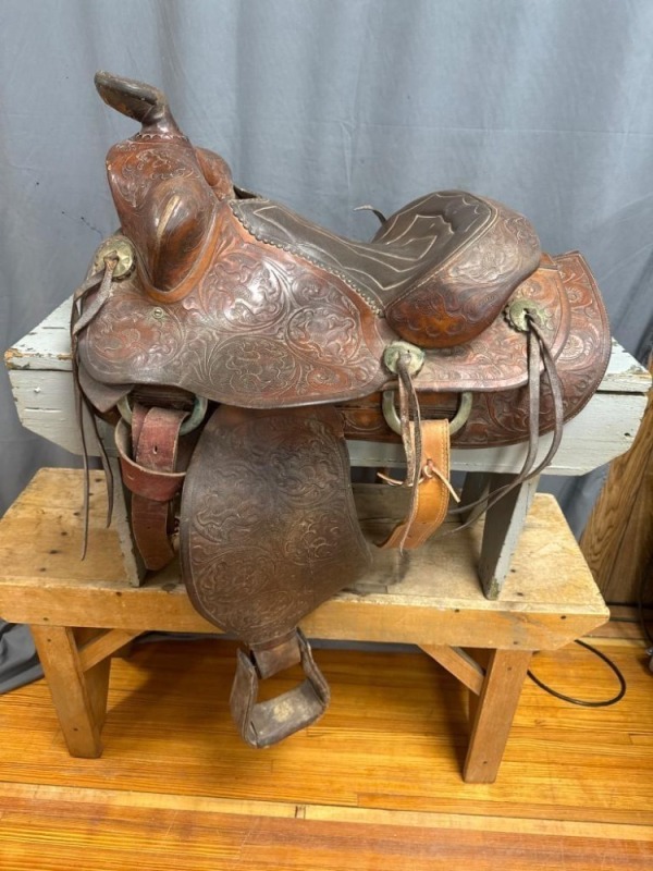 Leather R.L. Leddy Hand-Made Western Saddle, Ft. Worth, TX