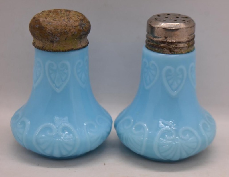 Blue milk glass 3.25" salt and pepper shakers with overall designs of hearts