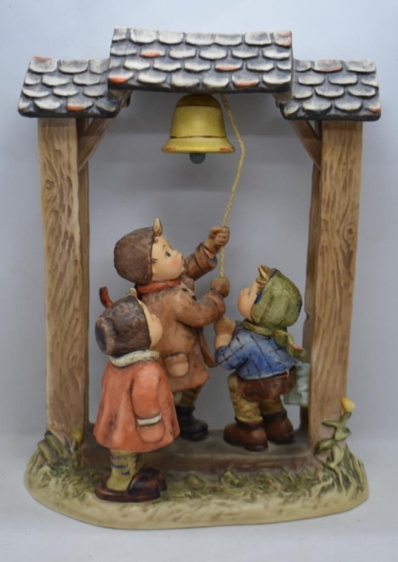 Hummel figurine: #487 Let's tell the World, TM6, 11" (Century Collection)