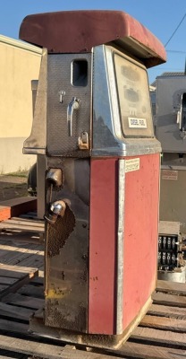 Wayne Model 420 Gasoline Pump - 3