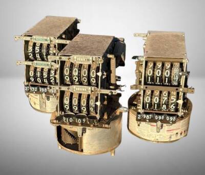 Four Mechanical Fuel Pump Registers