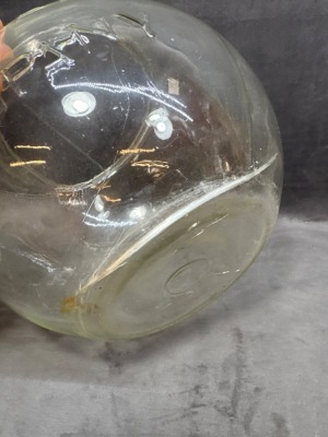 Sunshine Biscuits Glass Jar with Crack - 7