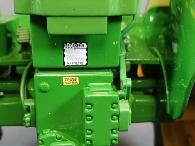ERTL 1/16 John Deere 730 Precision Tractor - 7