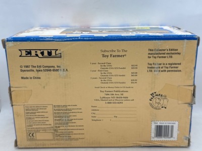 1/32 Scale Big Bud 500 Tractor by Ertl - 9