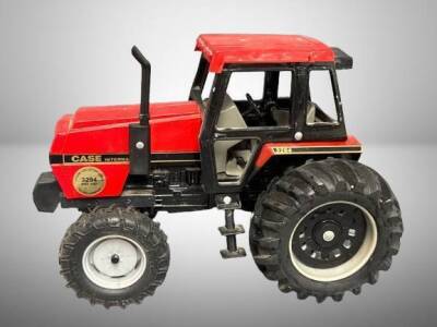 Ertl Case International 3294 Toy Tractor, 1985