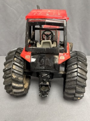 Ertl Case International 3294 Toy Tractor, 1985 - 5