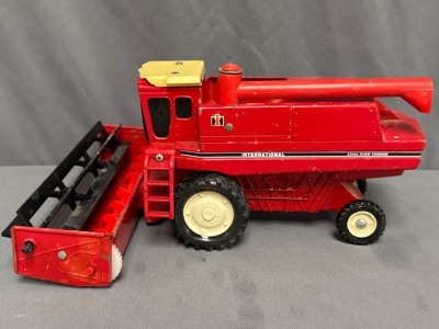 ERTL Die-Cast IH Combine with Attachments - 3