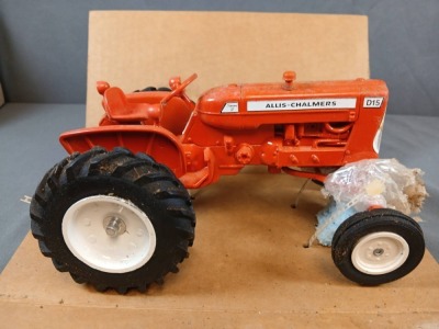 Allis-Chalmers D15 Tractor Toy With Box - 4