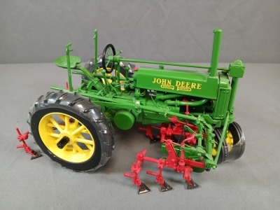 Precision Classics John Deere Model A Tractor - 2
